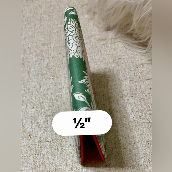 ✏️📝 Pencil & Paper Co Anthropologie  Passport Holder📝✏️#PENCIL - Picture 9 of 11